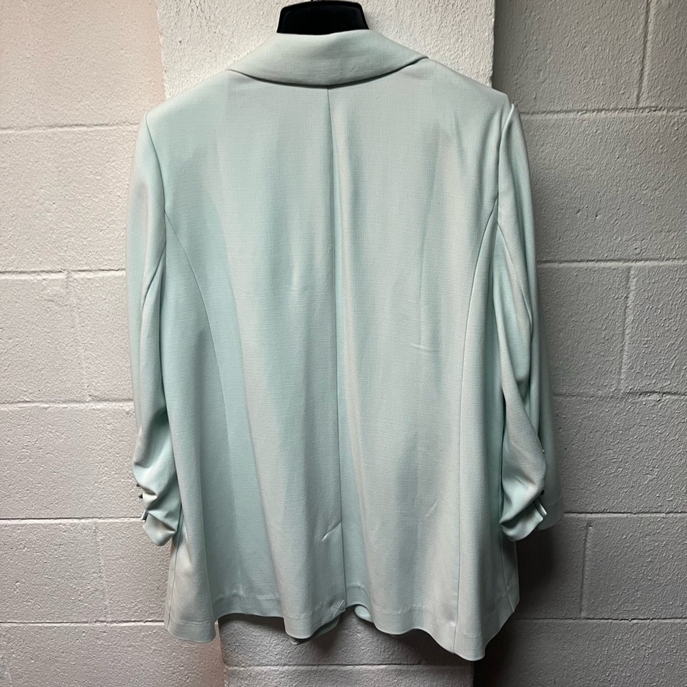 Lane Bryant Women's Light Green Blazer - Picture 3 of 5